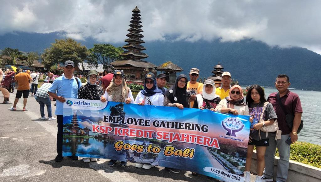 Bedugul Tanah Lot Kuta Beach Walk