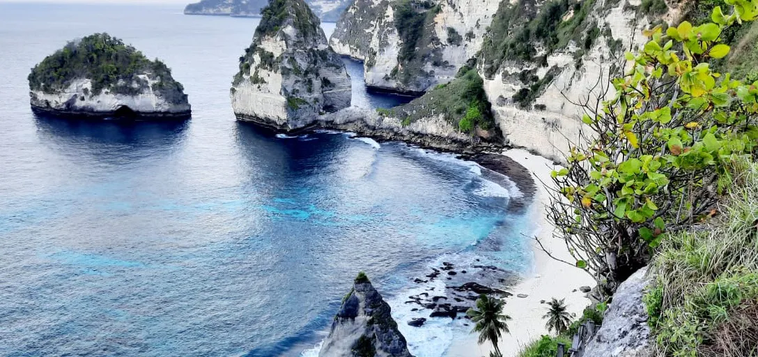 East and West Nusa penida Tour photo 2