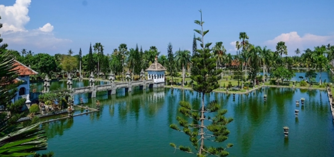 Karangasem Tour