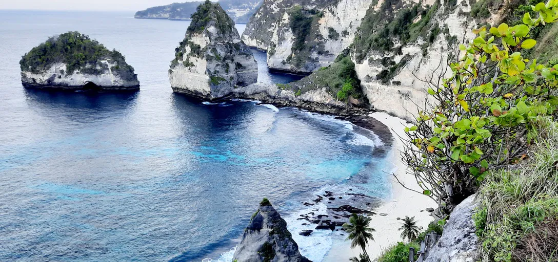 Nusa Penida and Lembongan Tour 4 Days 3 Nights