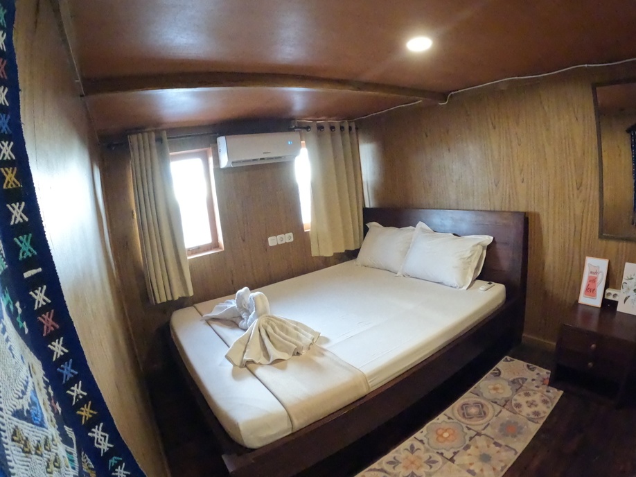 Komodo 3 Days 2 Nights by Eternity Deluxe Phinisi photo 2
