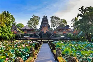 Pura Saraswati Ubud