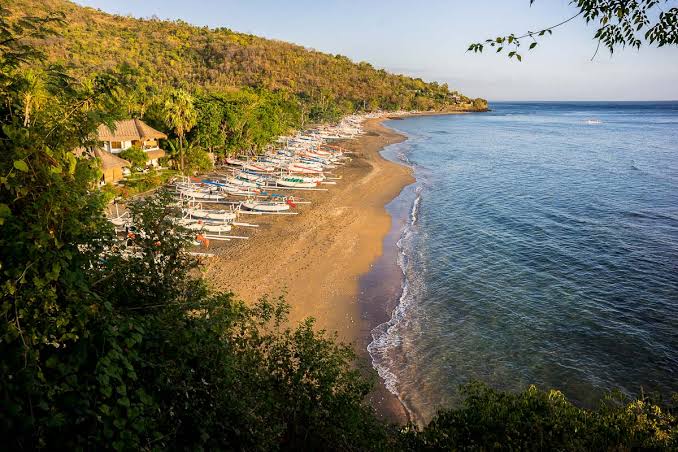 Amed Beach