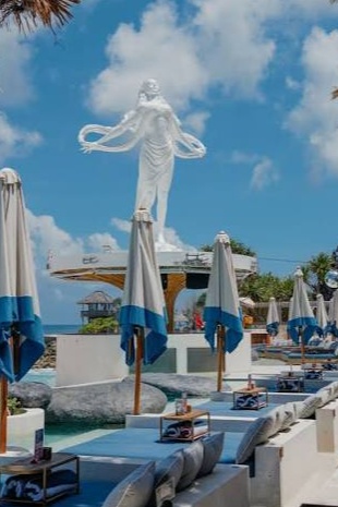 TT Beach Club photo 3