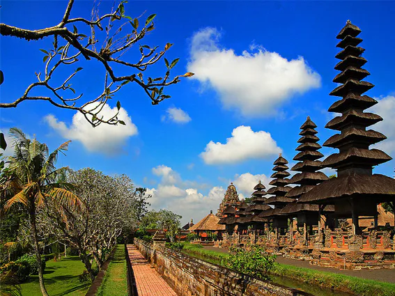 Taman Ayun Temple