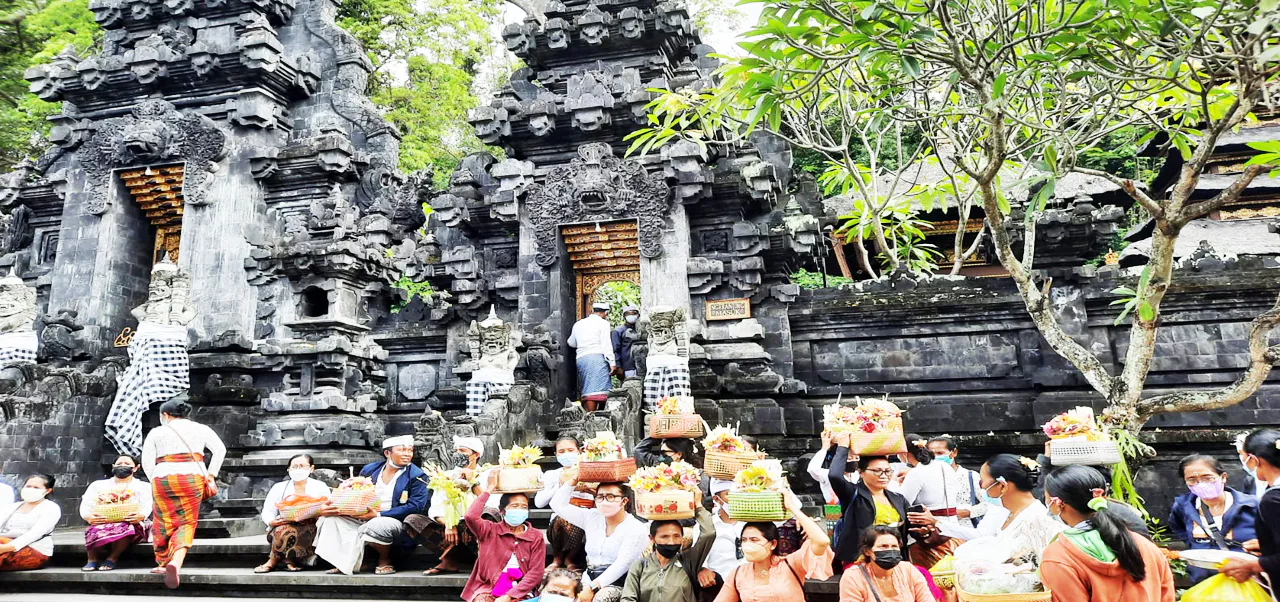 Goa Lawah