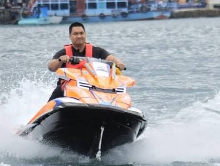 Jet Ski photo 4
