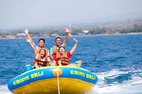 Banana Boat photo 4